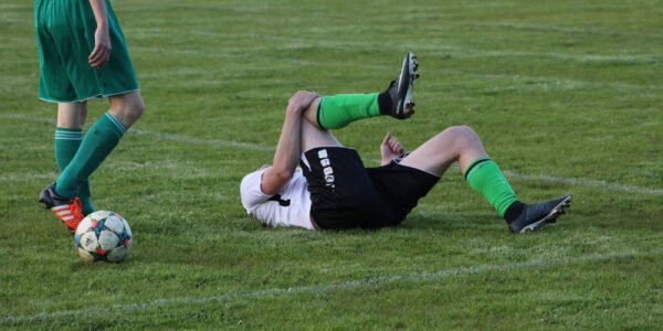 Meniscus Injury in Walking Football